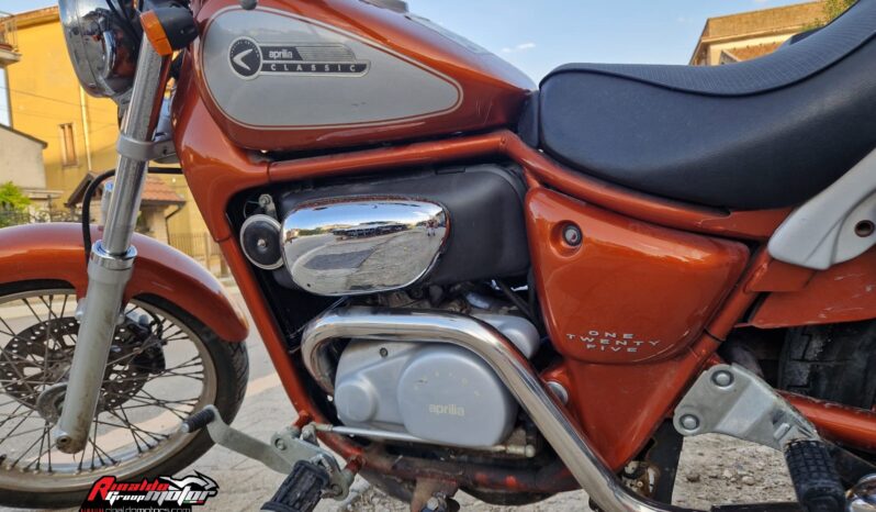 Aprilia Classic 125 – Red Rose