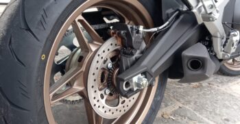 CFMoto_MT_700_18