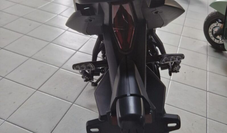 QJ Motor SRK 700 – Promo