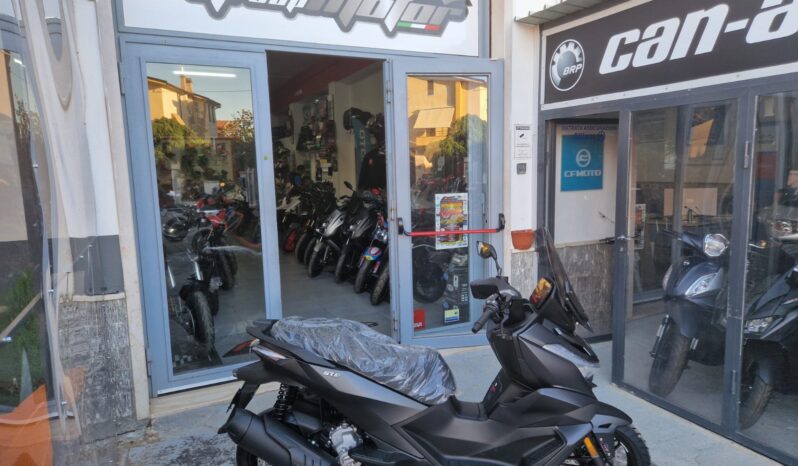 VOGE SFIDA SR3 300