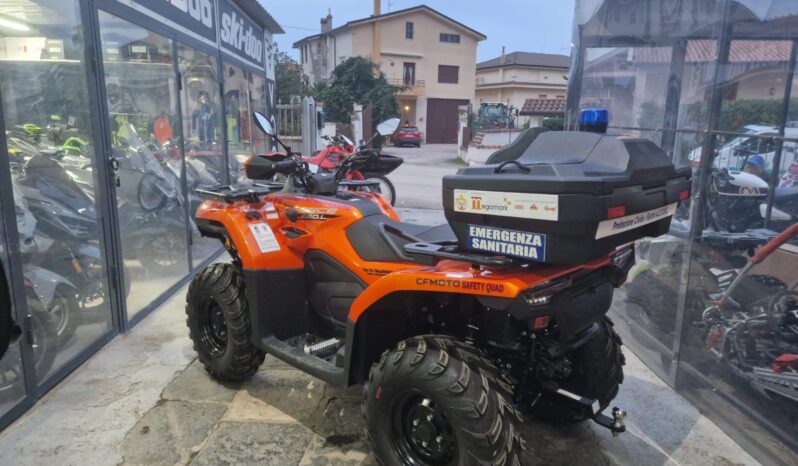 Quad con allestimento Primo Soccorso