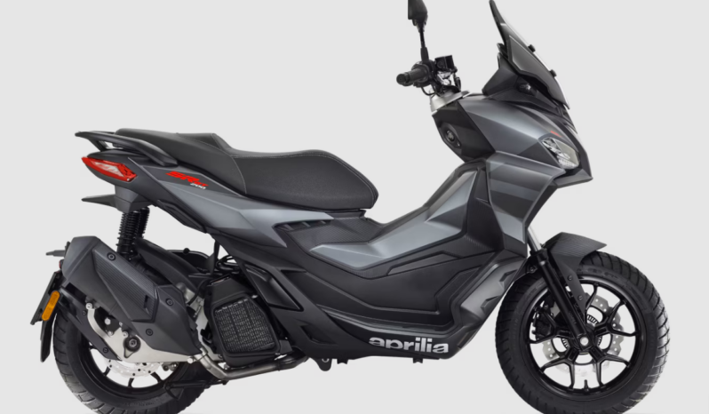 Aprilia SR GT 200