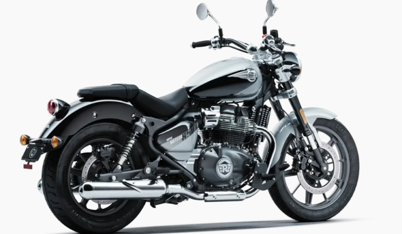 Royal Enfield Super Meteor 650 – Km 0