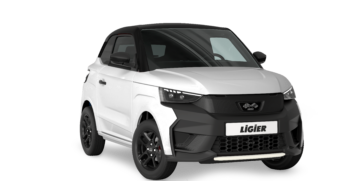 JS50 Select_Blanc Glacier_Black Colorline Roof_3-4 Front