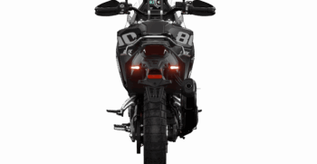 800X-black-Re-scaled