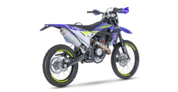 08-125-4T-SE-enduro-1200×801-1
