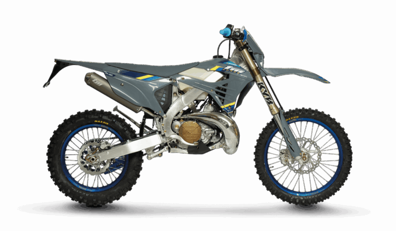 TM EN 250 ES Fi 2T – CORSE