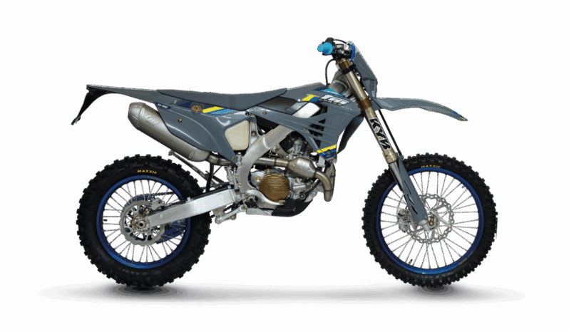 TM EN 250 ES Fi 4T – CORSE