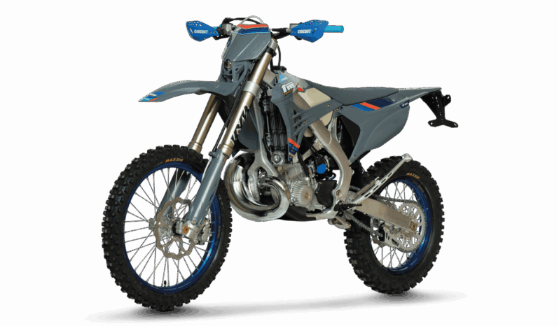 TM EN 250 ES Fi 2T