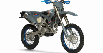EN-250-MOTO-4T-FI-4-1-1200×800
