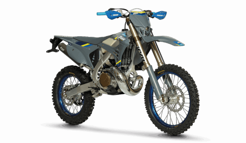 TM EN 300 ES Fi 2T – CORSE