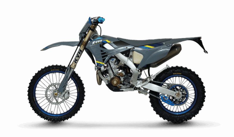 TM EN 300 ES Fi 4T – CORSE