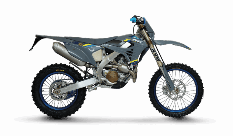 TM EN 300 ES Fi 4T – CORSE