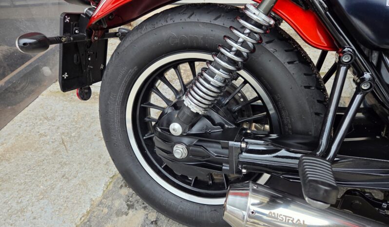 Moto Guzzi Roamer V9