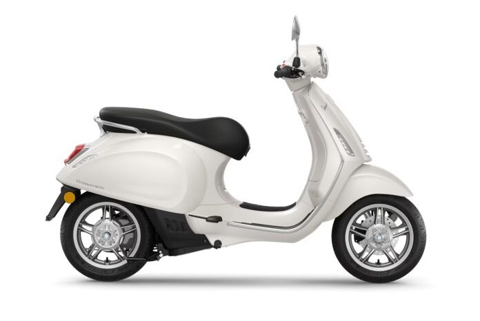 Piaggio Vespa Primavera Elettrica 45