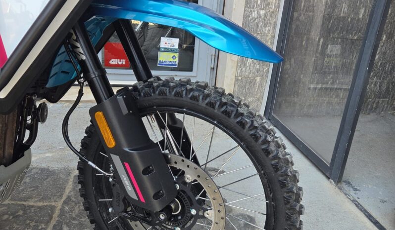 CF MOTO MT 450 con soli 200km
